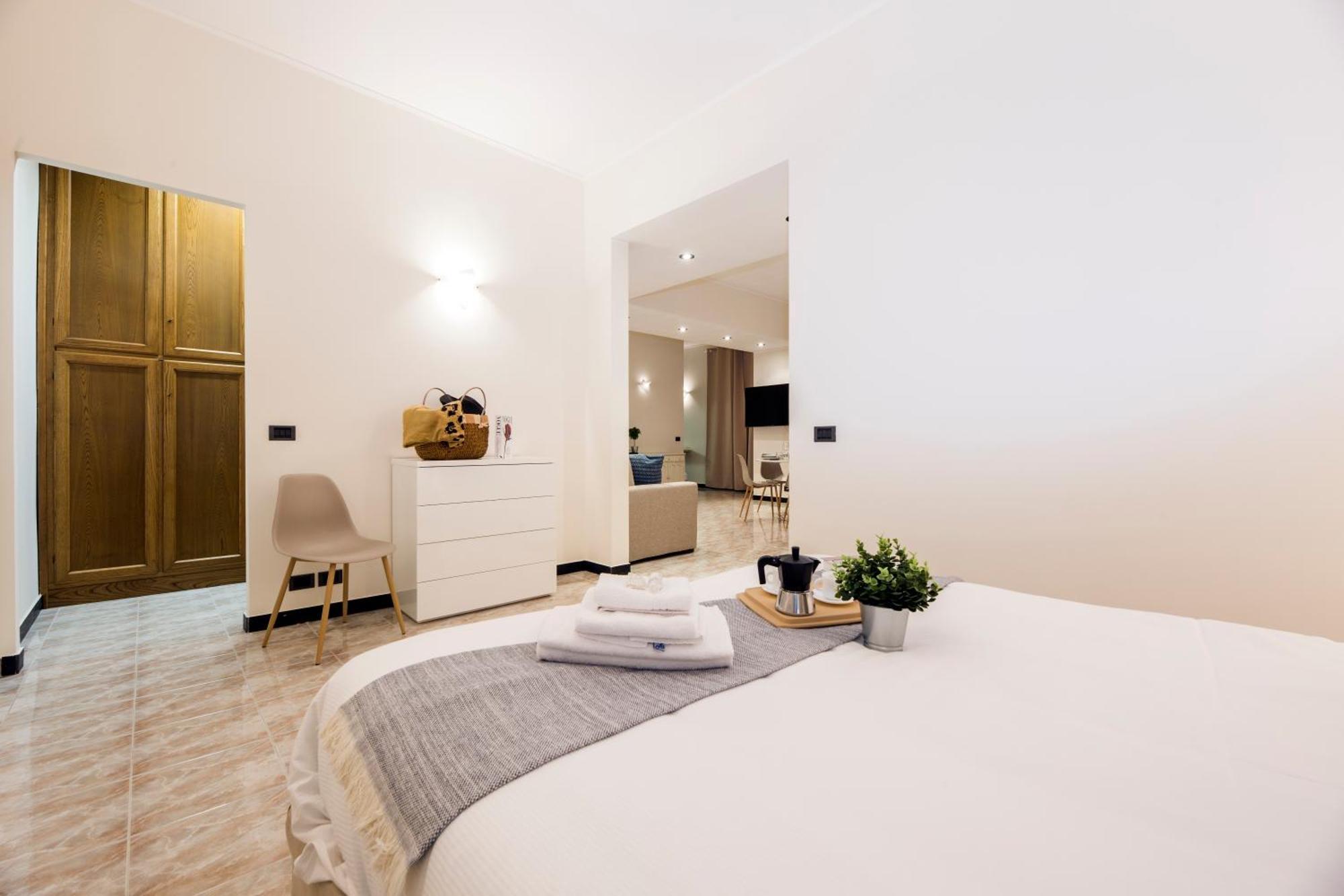 Casaviva - Elegant Bilo With Shared Pool In Nervi * Genua