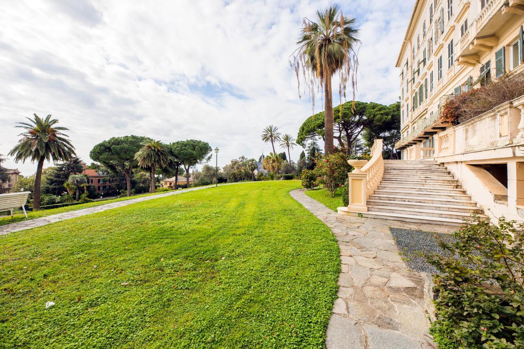 Casaviva - Elegant Bilo With Shared Pool In Nervi Appartement *